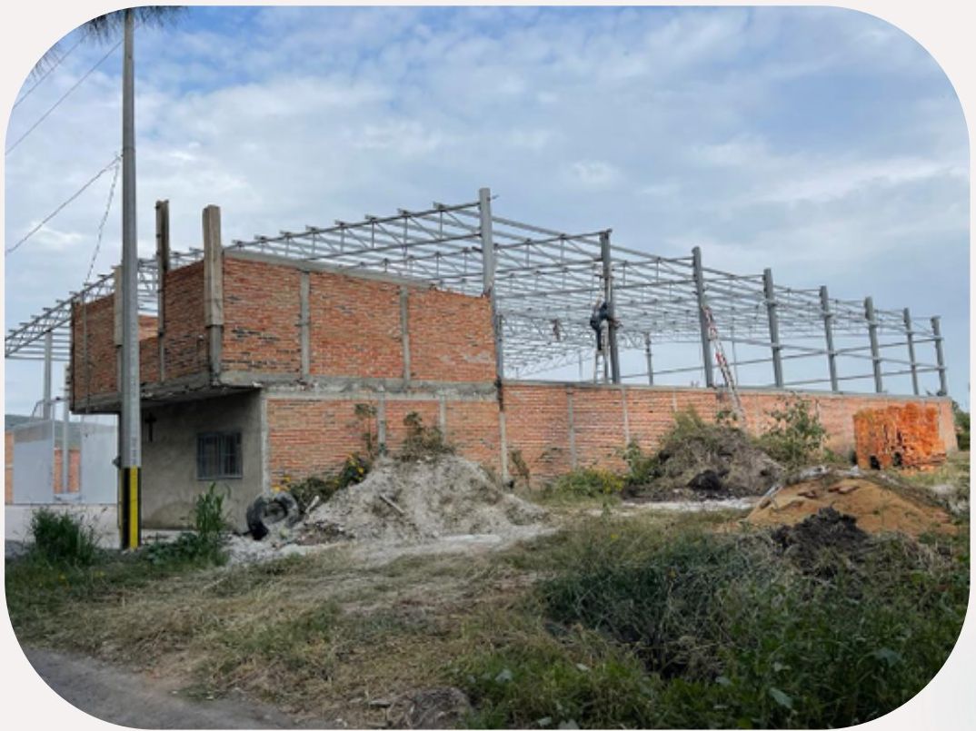 Avance de obra de la nave industrial